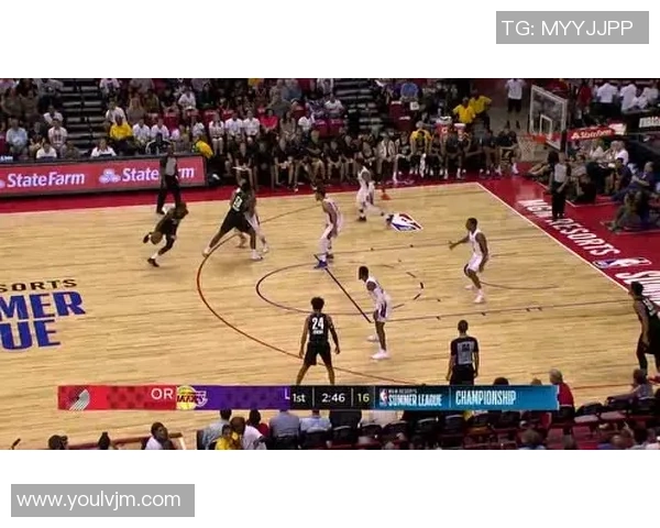 麦克丹尼尔斯飞跃杨瀚森完成惊艳隔扣 欢迎来到NBA震撼瞬间